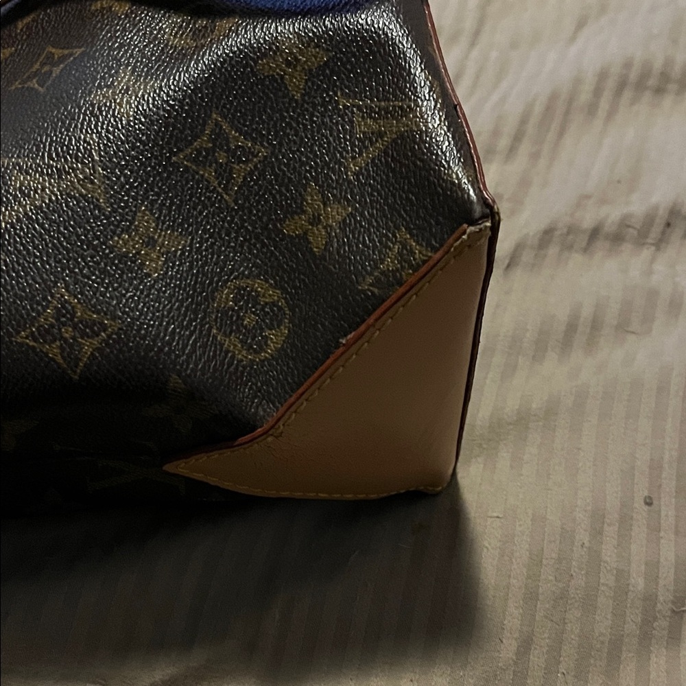Louis Vuitton Monogram Tote in Dark Brown with Tan Straps - Picture 5 of 7